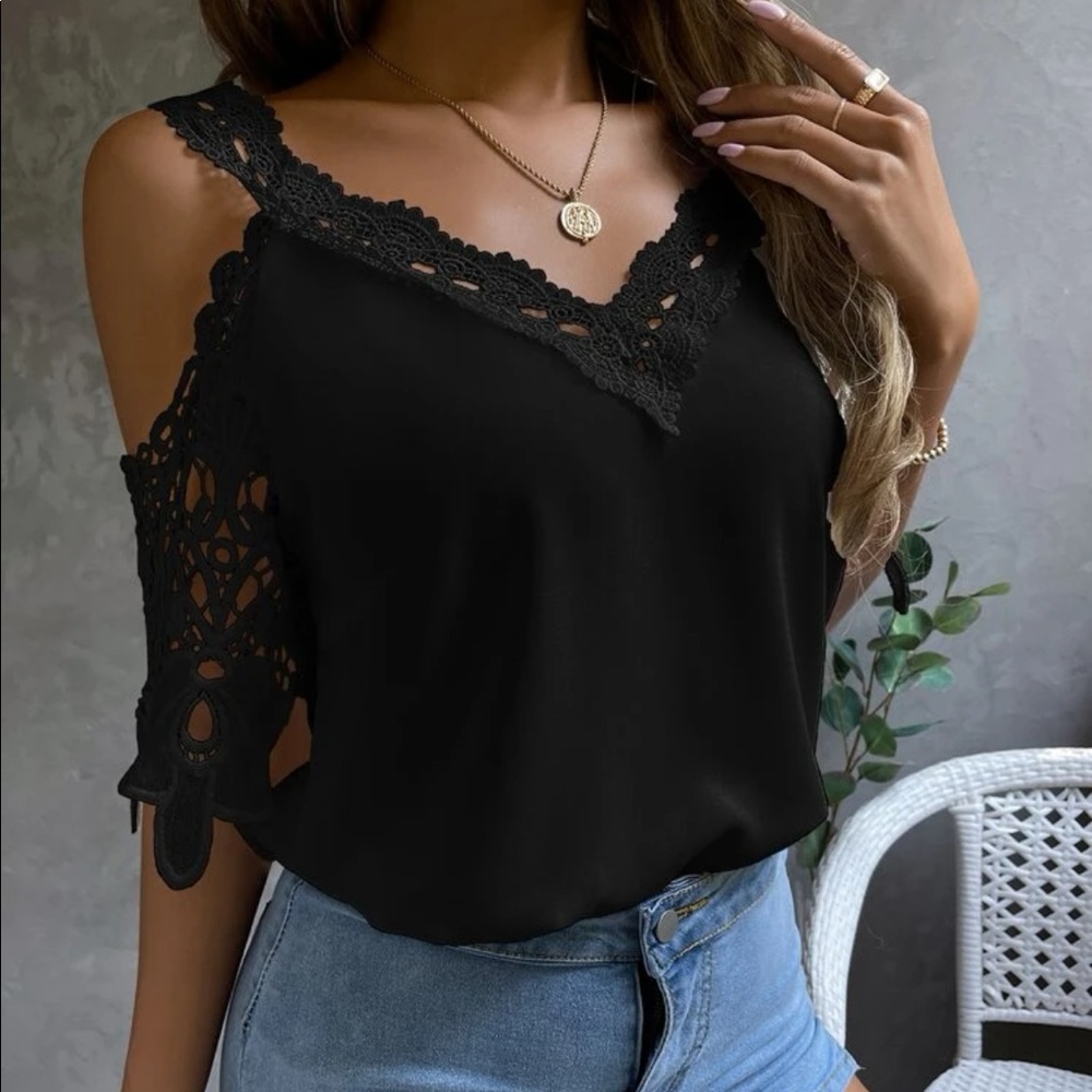 Bohemian Black Floral Crochet Lace Cold Shoulder Blouse Top XS S M L - Picture 3 of 6